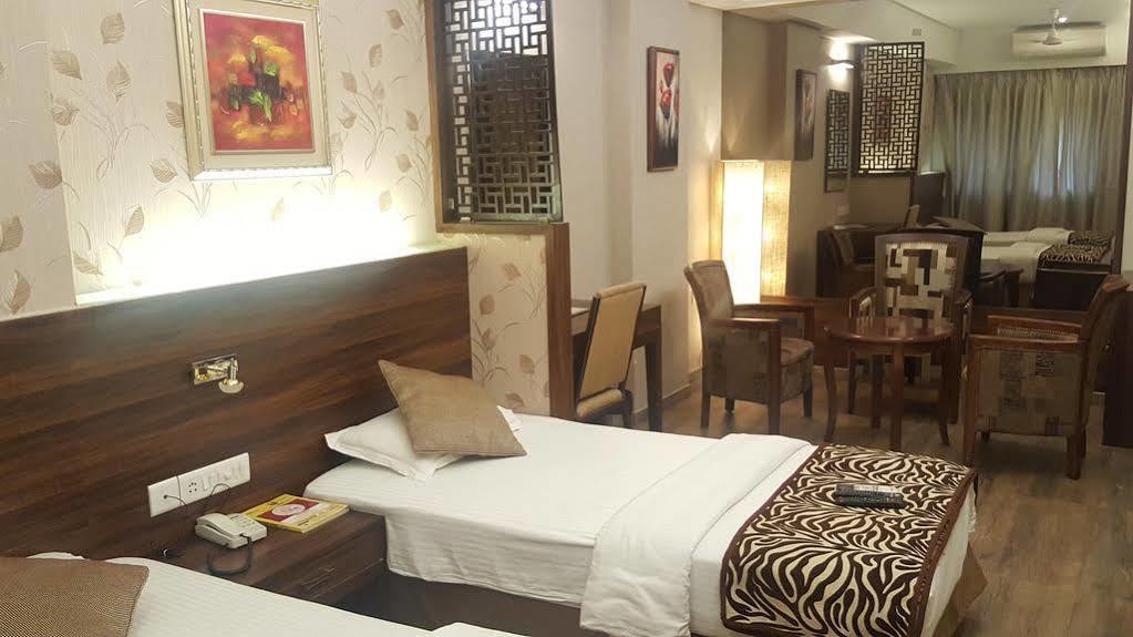 Hostel Mumbai By Maharana Inn Exterior photo